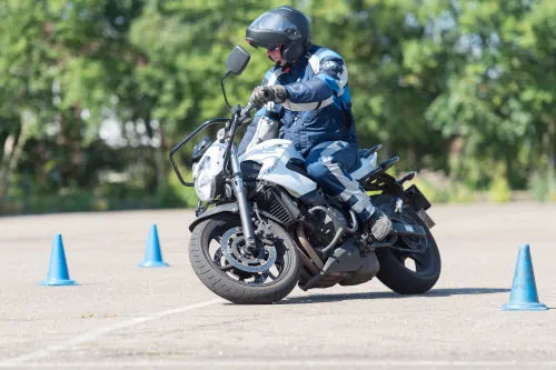 Motorrijbewijspoint Veendam motor rijtest